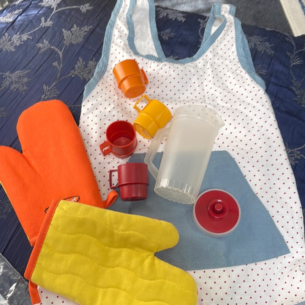 Tupperware Kids VINTAGE play set 5 piece, Curious Chen mitts, IKEA (new) apron